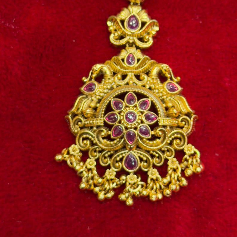 Elegant Temple Jewelry Maang Tikka