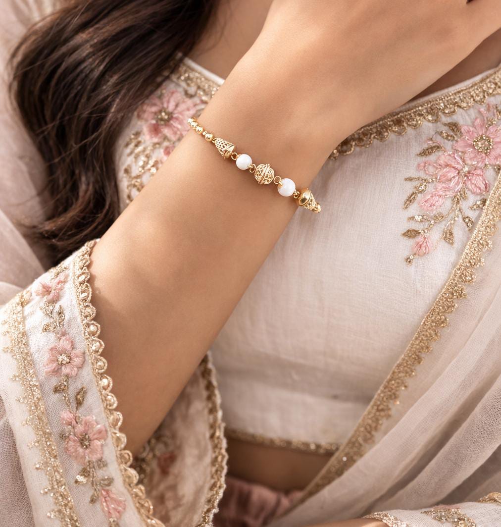 Traditional Pearl Bead Gold Bracelet