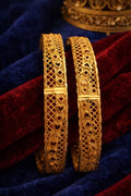 Vintage Heart Pattern Filigree Gold Bangles