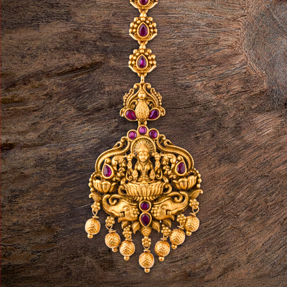 Traditional gold temple maangteeka