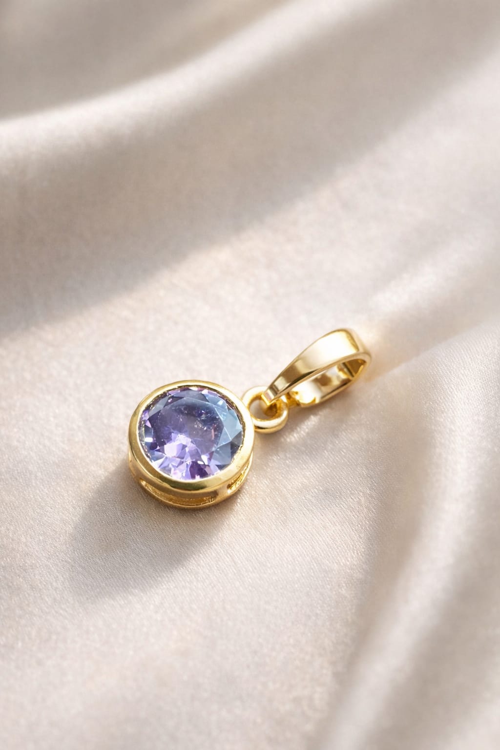 Lavender Glow Solitaire Pendent