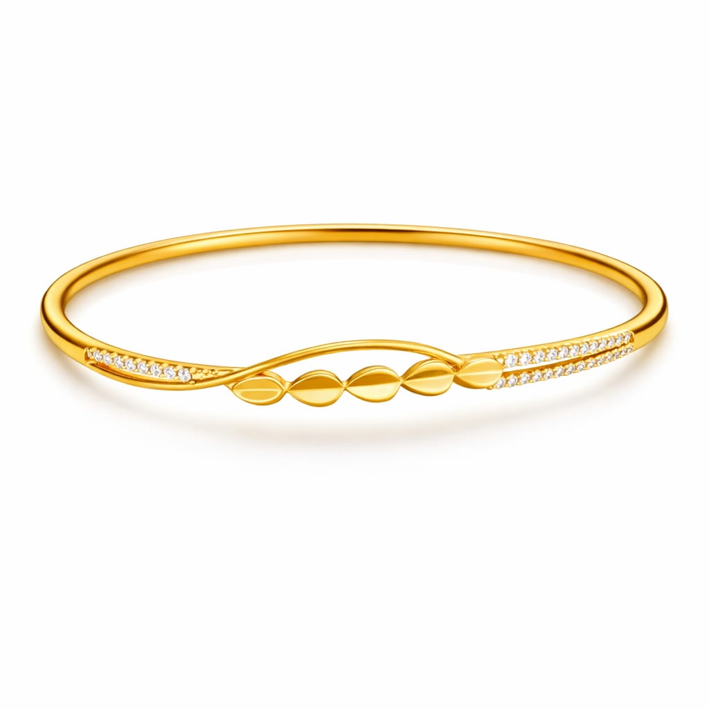 Leaf Elegance Gold Bangle