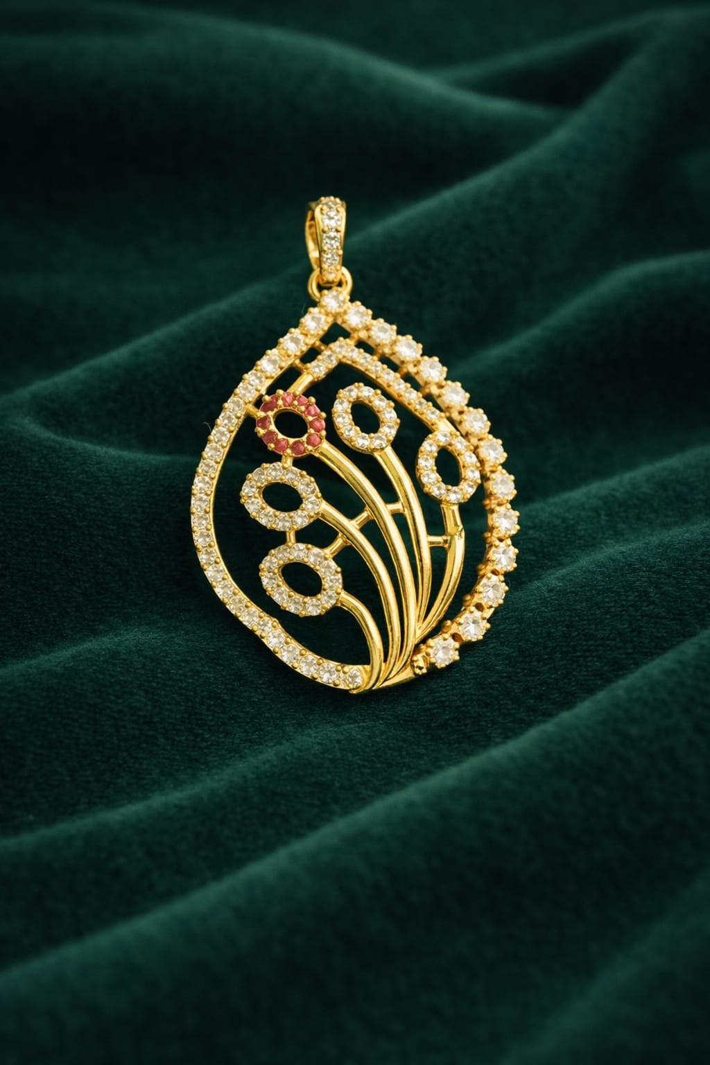 Diamond Leaf Gold Pendant