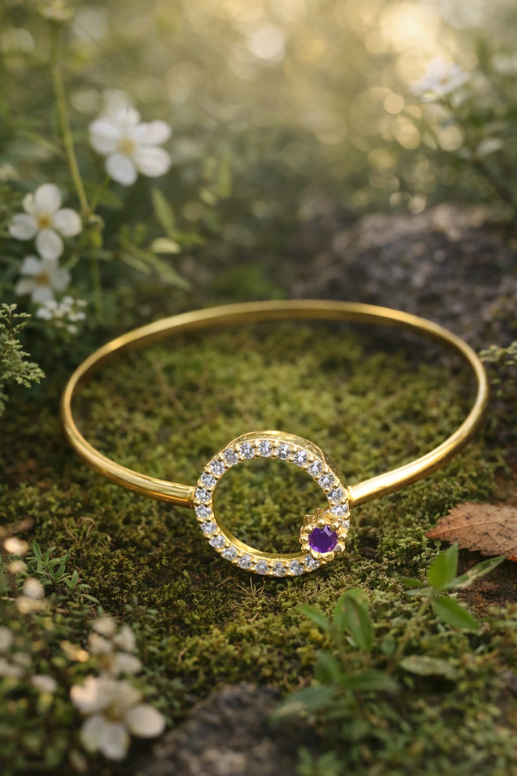 Emerald Circle Designer Gold Bangle